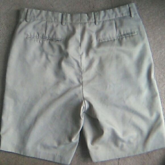 Fairway & Greene Shorts - Picture 3 of 6
